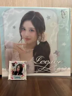 IVE 一番くじ イソ LEESEO スクエアクリアファイル アクリルバッジ
