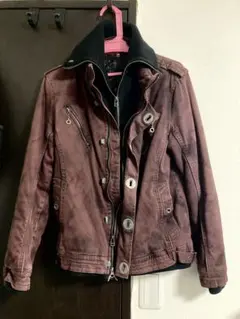 ワインレッド デニム風ジャケット　in the attic