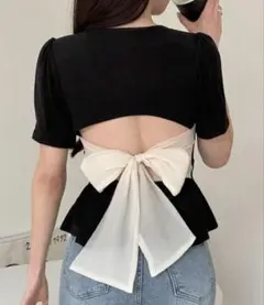 SHEIN DAZY バックリボン ペプラムトップ 半袖