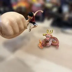 ワンピース 一番くじ　ルフィ　もものすけ　フィギュアセット