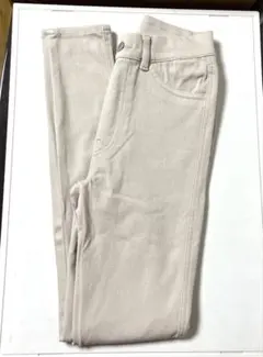 ユニクロ　ウルトラストレッチハイライズレギンスパンツ