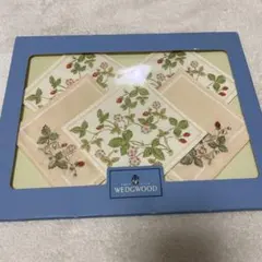 ウェッジウッド　ワイルドストロベリー刺繍コースター5枚セット