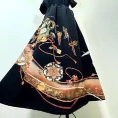 【1点物】美品　着物　リメイク　ロングスカート　黒留袖　正絹　作家物　花柄