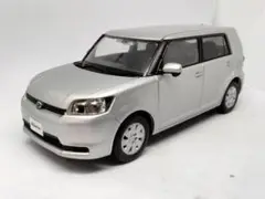 カローラルミオン　カラーサンプル　ミニカー　1/30