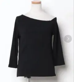 イング　七分袖カットソー