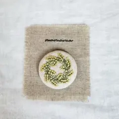 くるみボタン 刺繍 ブローチ ヘアゴム マグネット 北欧 ミモザ