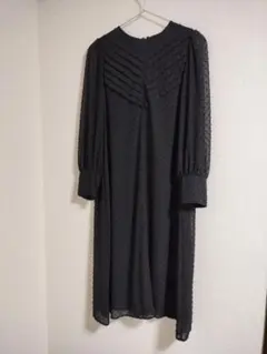 ドット柄　長袖ロングワンピース　二次会　ドレス