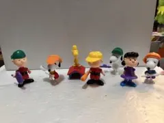 キンダーサプライズ　スヌーピー　SNOOPY 7体セット大きさ約4cmのサムネイル