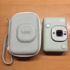 instax mini Liplay ミントグリーン本体 専用ケース付き