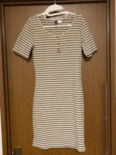 ★美品　ミニワンピース　H&M