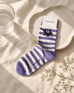 新品未使用 marimekko ストライプ 花柄 ソックスのサムネイル