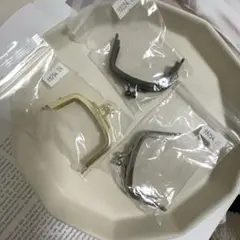 Item thumbnail for item 2a6fe4a2-e1a5-4265-aec1-e5142013557d