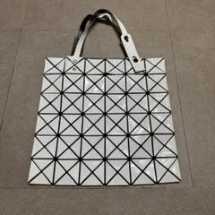 Baobao issey miyake トートバッグ　白　ホワイトのサムネイル