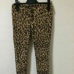 MURUA♥️美品ヒョウ柄スキニーパンツ