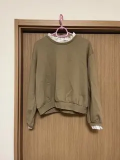 ベージュ スウェット