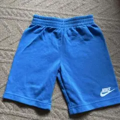 NIKE 半ズボン　６〜7歳