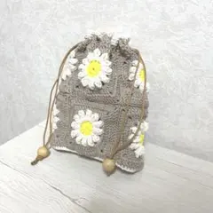 巾着袋　モチーフ編み　かぎ針編み　ハンドメイド　バッグ　小物入れ　巾着ポーチ