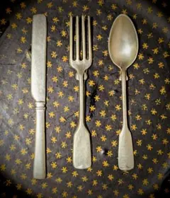ヴィンテージ ディネットカトラリー3点セット（ナイフ、フォーク、スプーン）