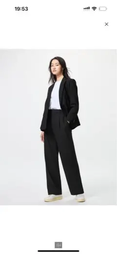 ユニクロ　タックワイドパンツ　丈長め