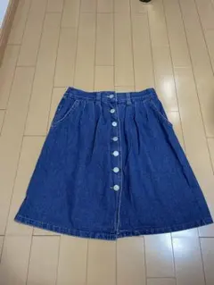 デニム 台形スカート ボタン付き　ゴム入り