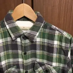 global work チェックシャツ　緑