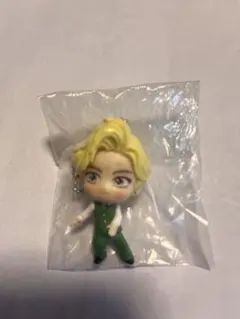 ‼️SALE中‼️フィギュアキーホルダー 緑と黄色