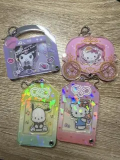 【まとめ売り】Sanrio キャラクター　アクリルチャーム　4つセット