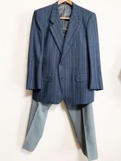 Item thumbnail for item ce07187d-eb5f-4818-9417-b29c0ba1a329