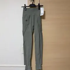 DESENTE オリーブグリーン ハイウエスト ヨガパンツ Mサイズのサムネイル