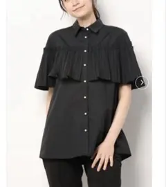 お値下げ中　Re.Verofonna ヴェロフォンナ プリーツ　フリルブラウスのサムネイル