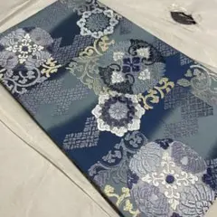 袋帯 美品　青地 華紋 唐草模様 正絹　六通　さが美　爽やかな色