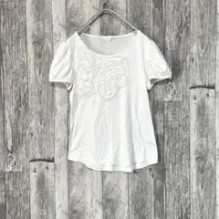 トゥービーシック　Ⅱ M 半袖　ホワイトTシャツ　トップスのサムネイル