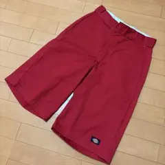 Dickies 赤 ルーズフィット ショートパンツ ハーフパンツのサムネイル