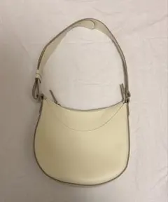 UNIQULO レザータッチワンハンドルバッグ