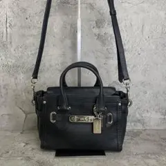 良品 コーチ 2way ショルダーバッグ スワッガー ターンロック レザー 黒のサムネイル