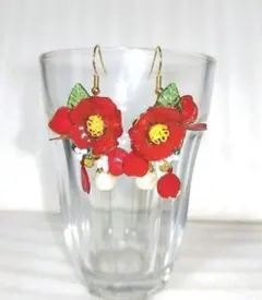 紅椿とパ―ルのピアス