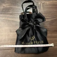 Maison de FLEURメゾンドフルール ミニリボントート型巾着　ポーチのサムネイル
