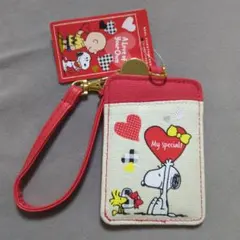 スヌーピー　リールチケットホルダー