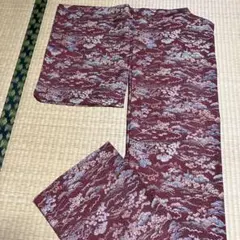 小紋着物 .単衣.赤紫色花柄