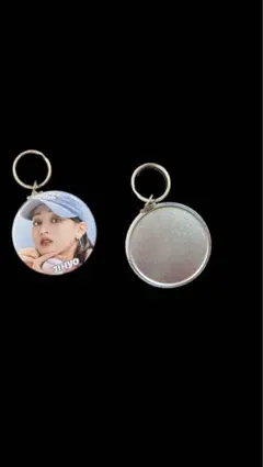 TWICE ジヒョちゃん キーホルダー