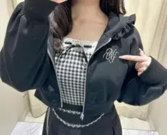 エブリン フリルパーカー フリーサイズ　UVカットのサムネイル