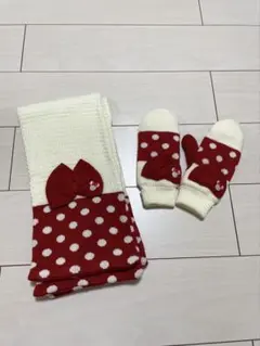 【ミニーちゃん　マフラー　手袋】東京ディズニーリゾート　グッズ
