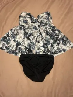 未使用　ミラオーウェン　花柄セパレート水着（ビキニ）