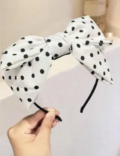 【即日対応】ドット柄 リボンカチューシャ ホワイト