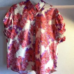 【新品】水彩画風　フラワープリント 半袖ブラウス シャツ 花柄 ピンク パープル