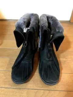 UGG 防水ファーブーツ 黒　松たか子