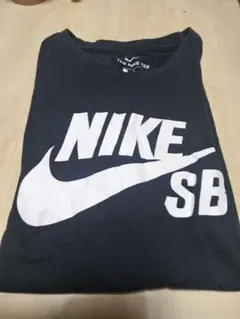 NIKE SB Tシャツ ブラック Lサイズのサムネイル