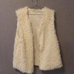 CLASSICAL ELF アイボリー ファーベスト Mサイズ