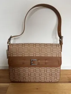 BALENCIAGA バレンシアガ BBモノグラム ショルダーバッグ　新品タグ付のサムネイル