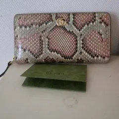 希少/美品 グッチ 長財布 GGマーモント パイソン 　グリーン系　 レザー